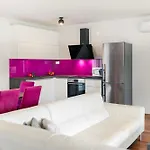 Nika Villa