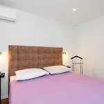 Nika Villa Srima