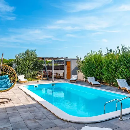 Villa Nika Srima