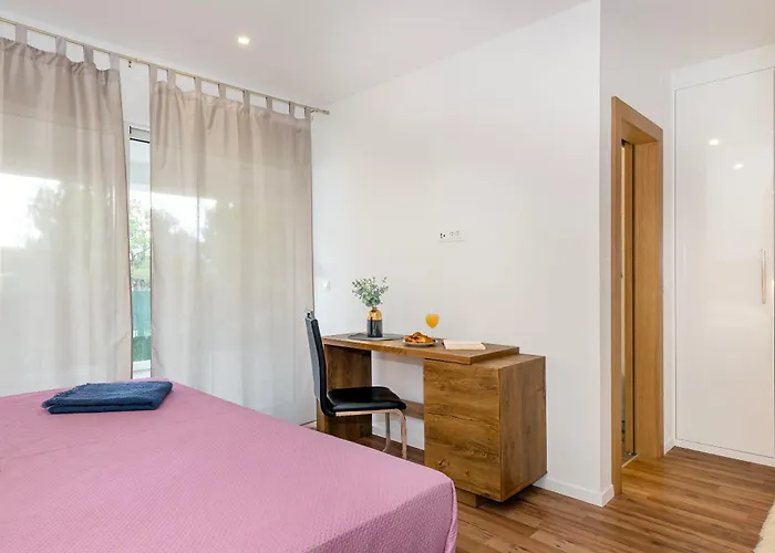 فيلة Nika سريما